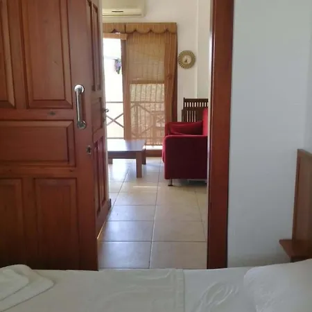 Cozy Apart 2 Min Walk To Beach With Amazing View Apartment